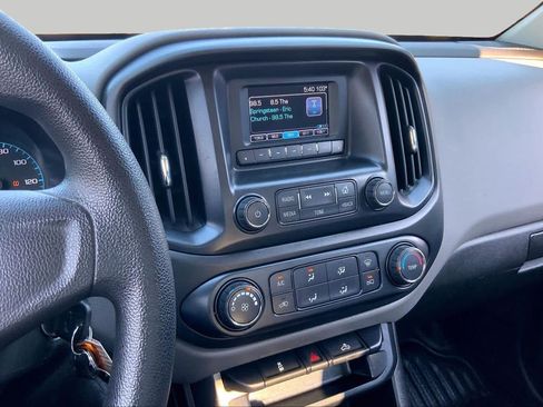 Used 2017 Chevrolet Colorado W/T RWD image 7