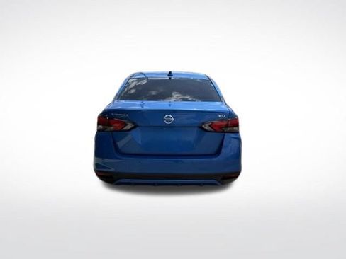 Used 2020 Nissan Versa SV FWD image 6