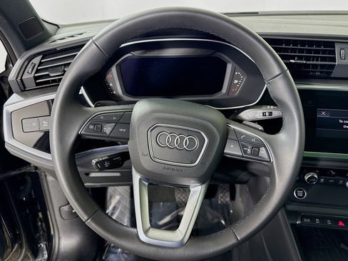Certified 2025 Audi Q3 2.0T Premium w/ Convenience Package image 14
