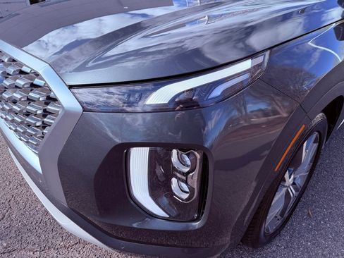 Used 2021 Hyundai Palisade Limited image 18