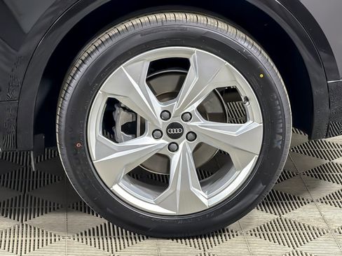 Used 2023 Audi Q5 2.0T Premium Plus AWD/4WD image 25