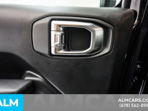 Used 2025 Jeep Wrangler Unlimited Sport AWD/4WD image 44