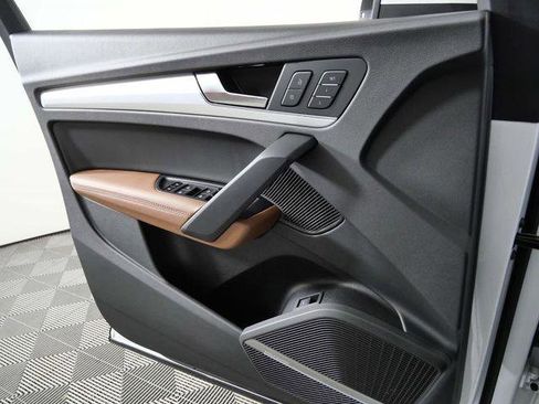 Used 2025 Audi Q5 2.0T Premium Plus w/ Premium Plus Package image 26