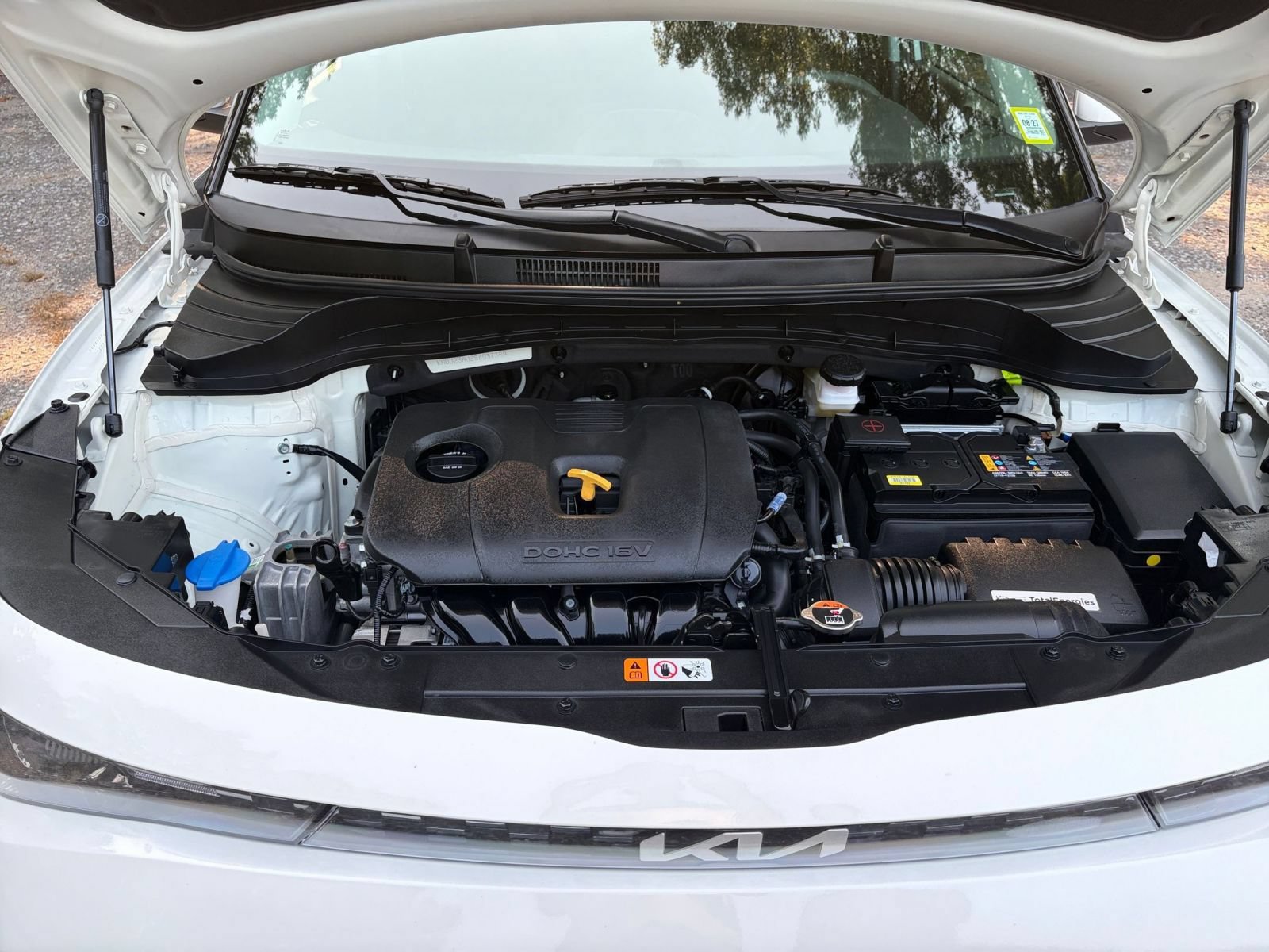Used 2025 Kia Soul LX w/ LX Technology Package FWD image 29