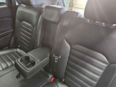 Used 2024 Ford Edge SEL image 13