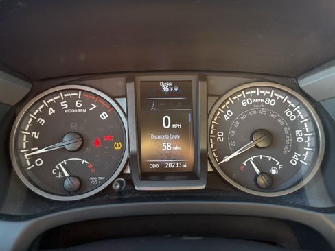 Used 2023 Toyota Tacoma TRD Off-Road w/ Technology Package image 14