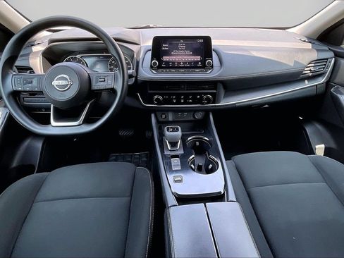 Used 2024 Nissan Rogue S FWD image 15