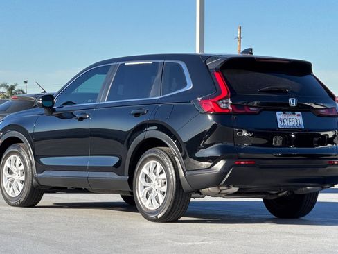 Used 2024 Honda CR-V LX image 3