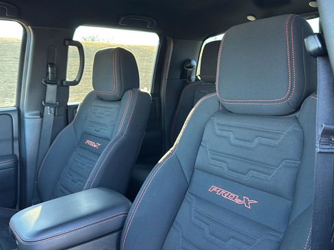 Used 2024 Nissan Frontier Pro-X image 25