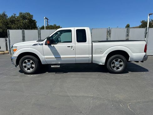 Used 2012 Ford F350 Lariat RWD image 2