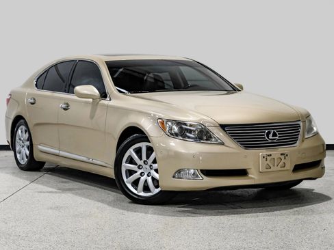 Used 2007 Lexus LS 460 RWD image 6