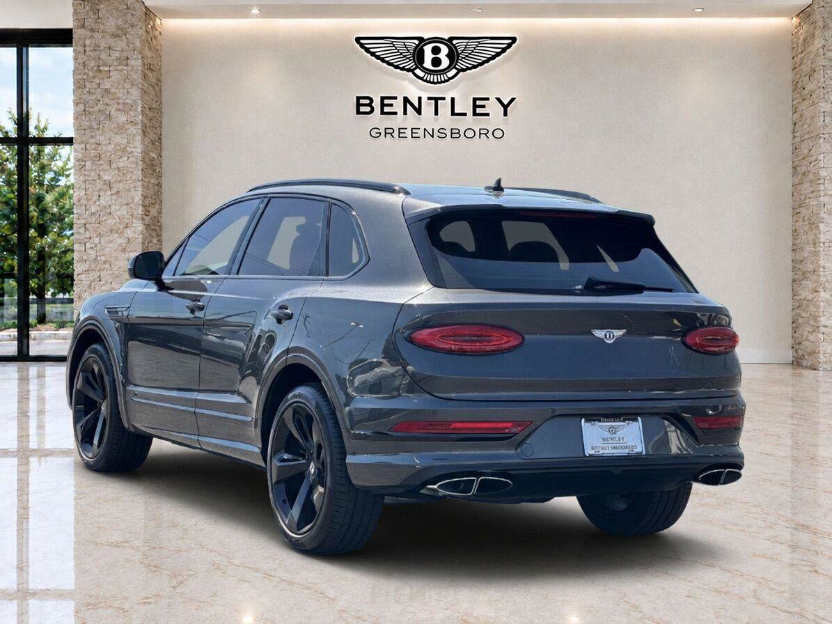 Used 2022 Bentley Bentayga AWD/4WD image 7