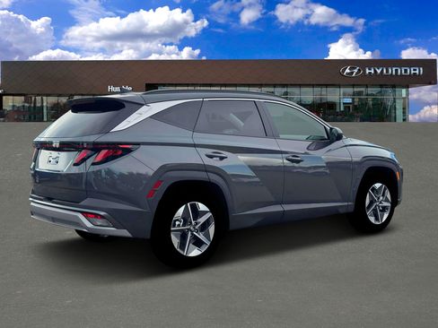 Used 2026 Hyundai Tucson SEL Plus FWD image 8