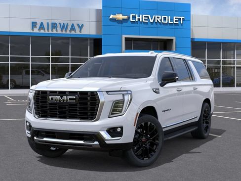 New 2026 GMC Yukon XL Denali w/ Advanced Technology Package AWD/4WD image 7