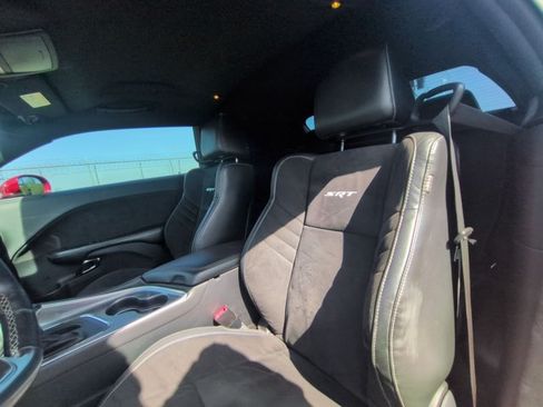 Used 2015 Dodge Challenger SRT Hellcat RWD image 13