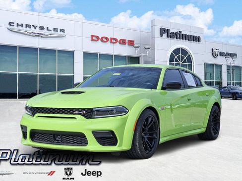 Used 2023 Dodge Charger Scat Pack RWD image 2