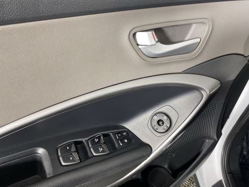 Used 2018 Hyundai Santa Fe Sport w/ 2.4L Value Package 02 image 15