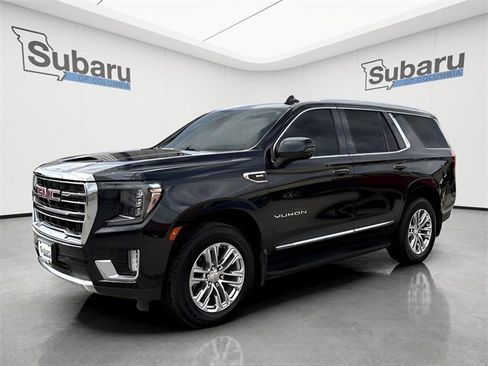 Used 2022 GMC Yukon SLT w/ SLT Luxury Package image 3