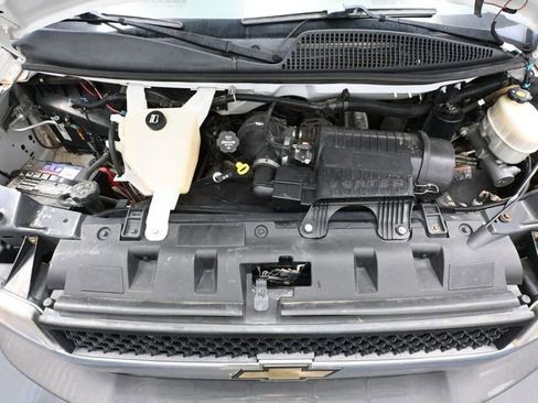 Used 2017 Chevrolet Express 3500 LT w/ LT Preferred Equipment Group RWD image 38