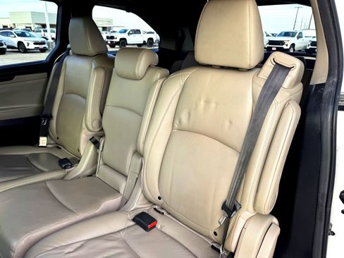 Used 2019 Honda Odyssey Touring image 18
