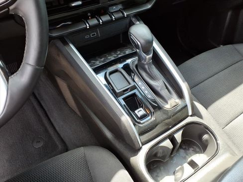Used 2023 Chevrolet Colorado LT w/ LT Convenience Package RWD image 32
