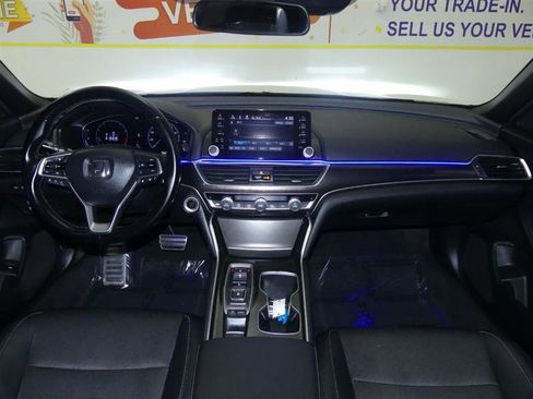 Used 2021 Honda Accord Sport image 10