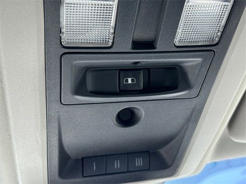 Used 2013 RAM 1500 Lone Star image 25