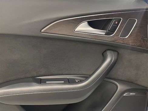Used 2018 Audi S6 Premium Plus w/ Driver Assistance Package image 30