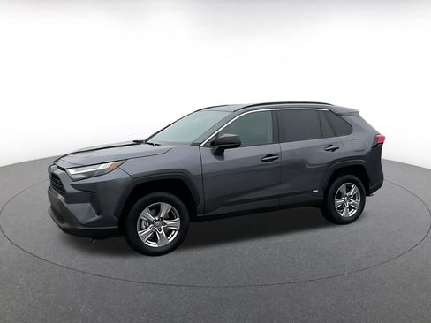 Used 2025 Toyota RAV4 LE image 8