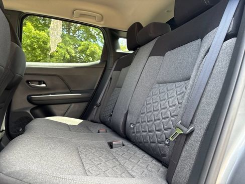 Used 2025 Nissan Kicks SV FWD image 21