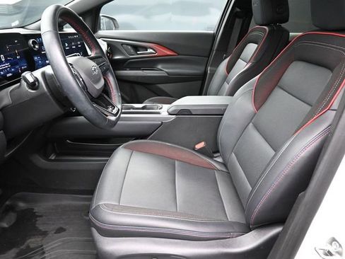 Used 2024 Chevrolet Equinox EV RS image 13