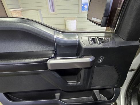 Used 2019 Ford F150 XLT w/ Equipment Group 302A Luxury image 12