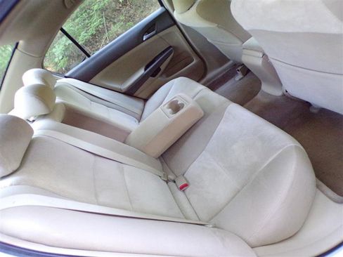 Used 2009 Honda Accord LX-P image 21