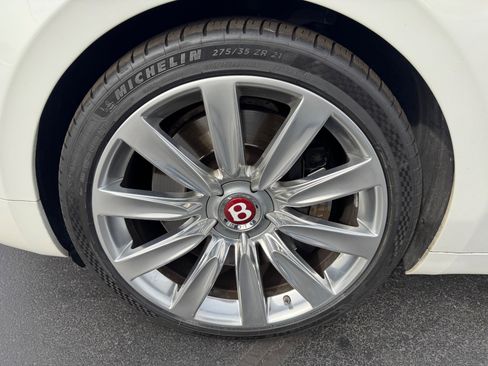 Used 2016 Bentley Flying Spur V8 image 39