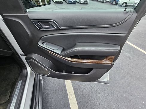 Used 2016 Chevrolet Tahoe LT RWD image 40