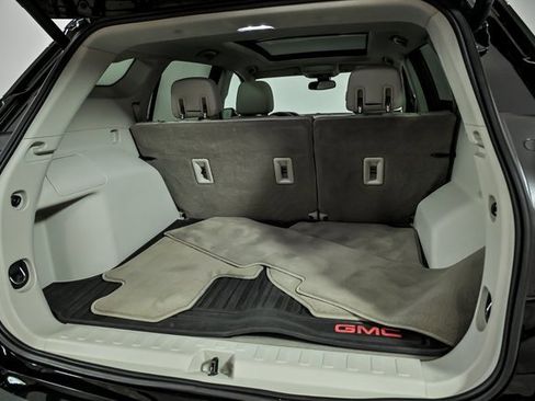 Used 2019 GMC Terrain Denali w/ Advanced Safety Package image 8