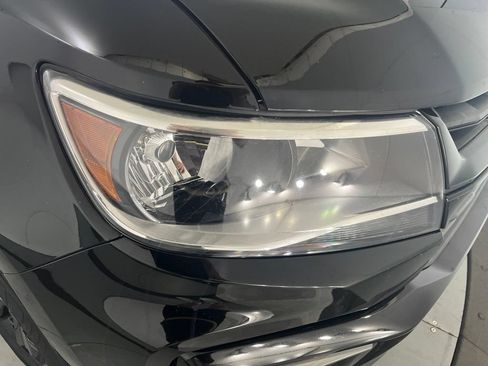 Used 2022 Chevrolet Colorado LT AWD/4WD image 34