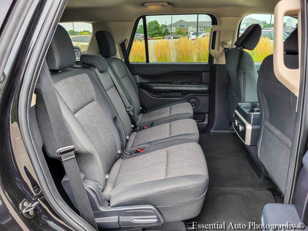 Used 2024 Ford Expedition XLT AWD/4WD image 28