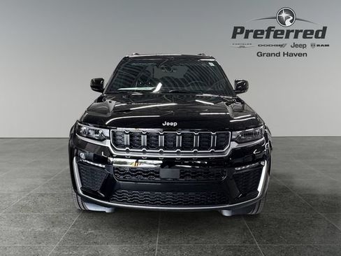 New 2027 Jeep Grand Cherokee Limited AWD/4WD image 13