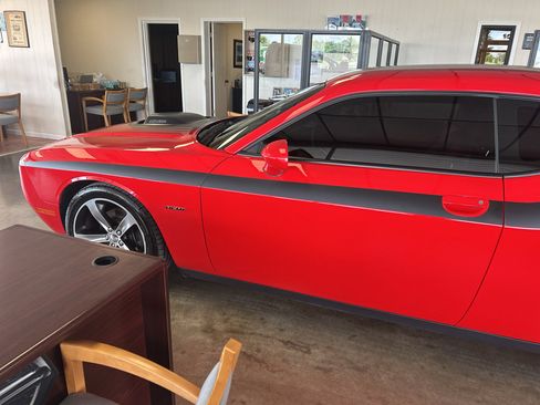 Used 2015 Dodge Challenger R/T Plus RWD image 8
