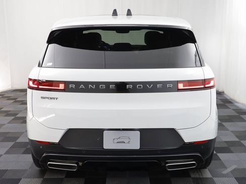 Certified 2025 Land Rover Range Rover Sport SE image 16