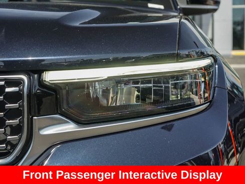 Used 2022 Jeep Grand Cherokee Summit w/ Luxury Tech Group V AWD/4WD image 8