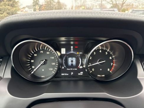 Used 2017 Land Rover Range Rover Evoque HSE Dynamic image 28