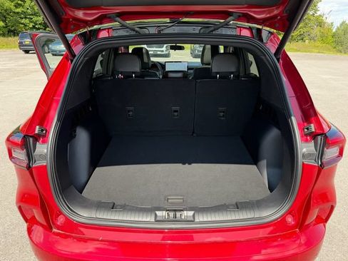 Used 2024 Ford Escape ST-Line w/ Tech Pack #1 AWD/4WD image 22