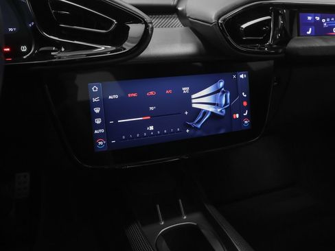 Certified 2025 Ferrari 12Cilindri RWD image 75