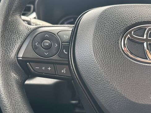 Used 2024 Toyota RAV4 LE image 19