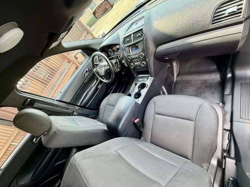 Used 2017 Ford Explorer 4WD Police Interceptor image 29