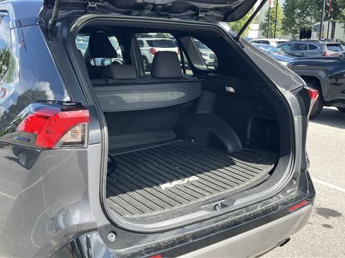 Used 2025 Toyota RAV4 SE AWD/4WD image 26
