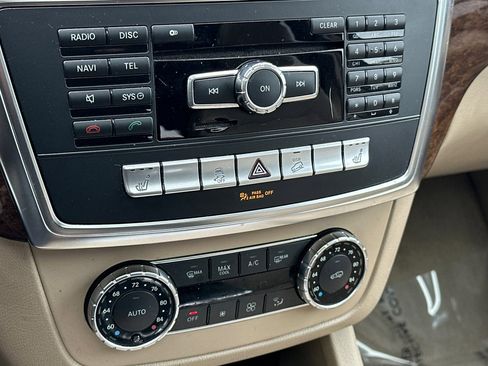 Used 2013 Mercedes-Benz ML 350 4MATIC image 19