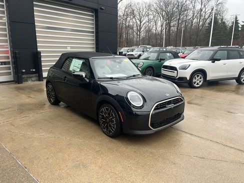 New 2026 MINI Cooper S image 2